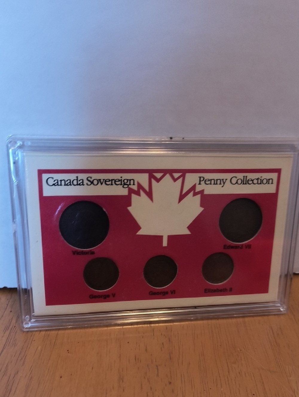 Canada Sovereign Penny Collection Display - Red & Cream b3